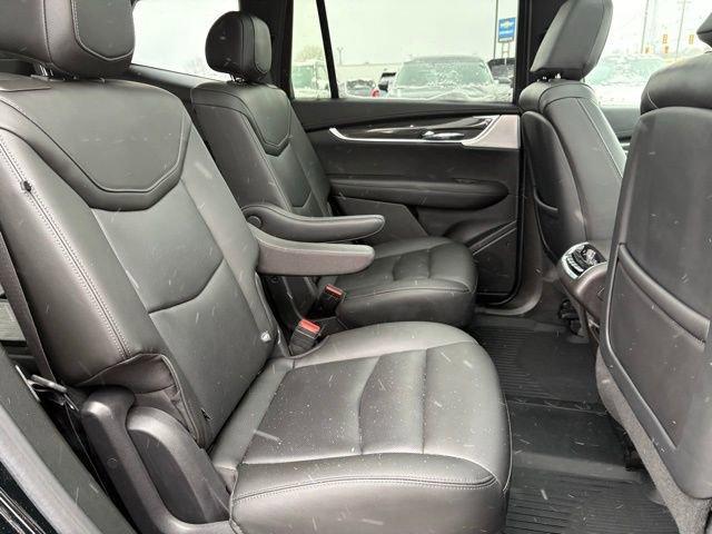 used 2022 Cadillac XT6 car, priced at $28,897