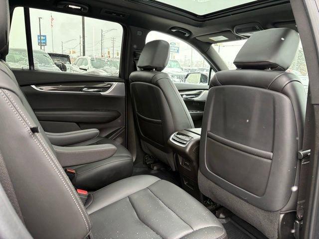used 2022 Cadillac XT6 car, priced at $28,897