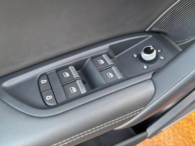 used 2022 Audi Q5 car, priced at $27,487