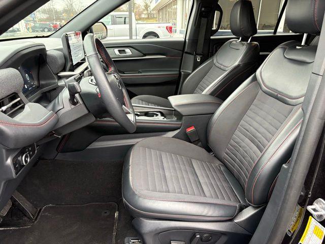 used 2025 Ford Explorer car, priced at $39,313