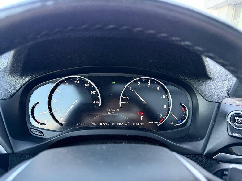 BMW X3 view 18