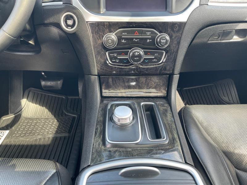 used 2022 Chrysler 300 car, priced at $30,449