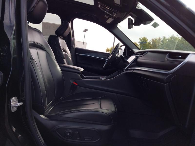 used 2024 Jeep Grand Cherokee L car, priced at $38,875