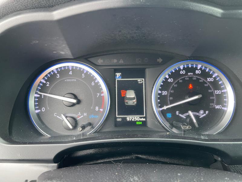 used 2019 Toyota Highlander car, priced at $24,645