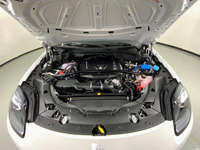 new 2025 Maserati Grecale car, priced at $82,500