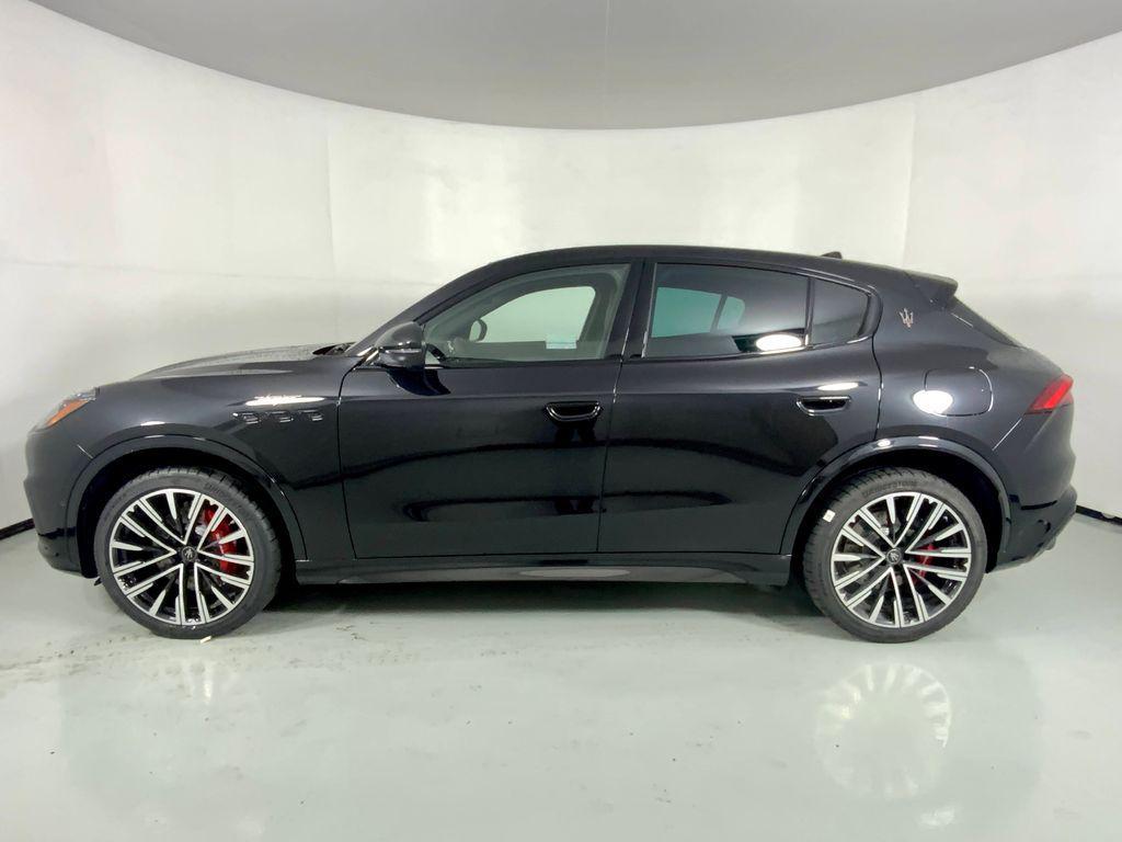 new 2026 Maserati Grecale car, priced at $129,475