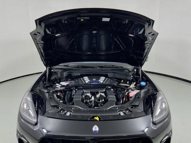 new 2026 Maserati Grecale car, priced at $129,475