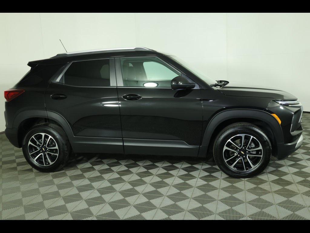 used 2024 Chevrolet TrailBlazer car, priced at $20,525
