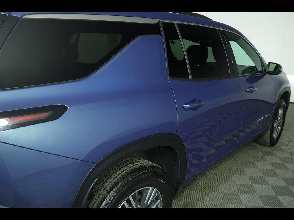 used 2025 Chevrolet Traverse car, priced at $33,710