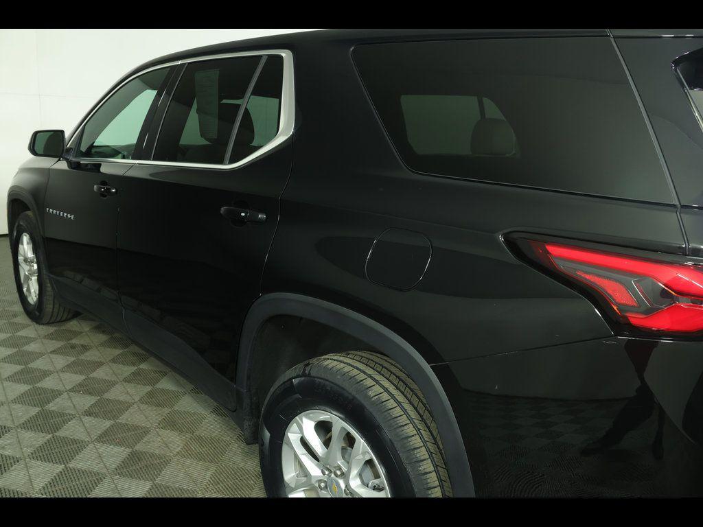 used 2023 Chevrolet Traverse car, priced at $26,999