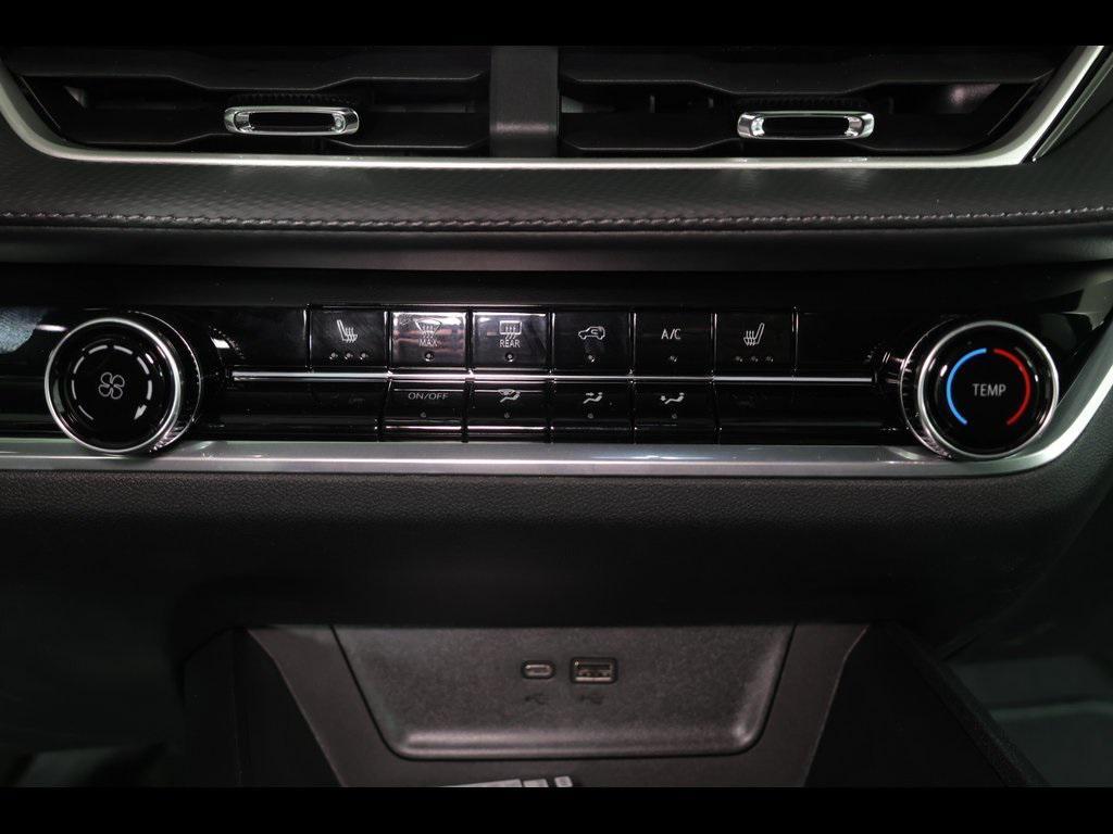 new 2026 Chevrolet Equinox car, priced at $32,800