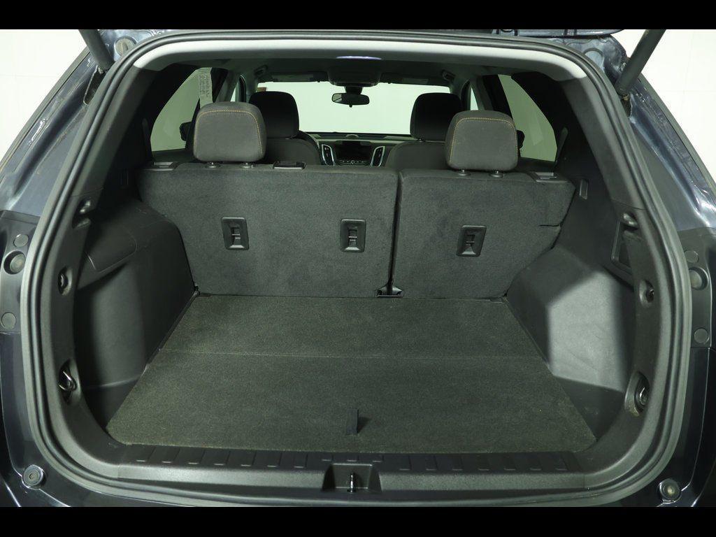 used 2023 Chevrolet Equinox car, priced at $21,050