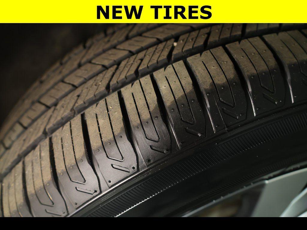 used 2023 Chevrolet Equinox car, priced at $21,050