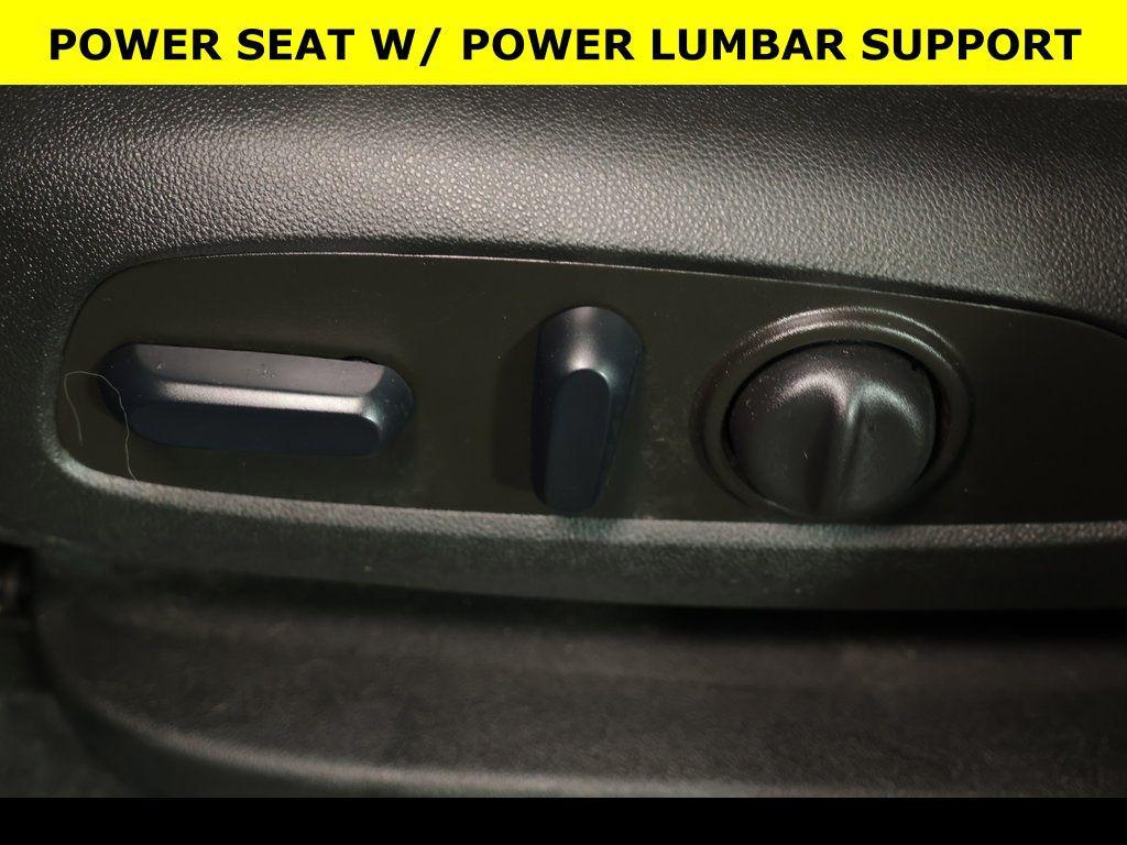 used 2023 Chevrolet Equinox car, priced at $21,050