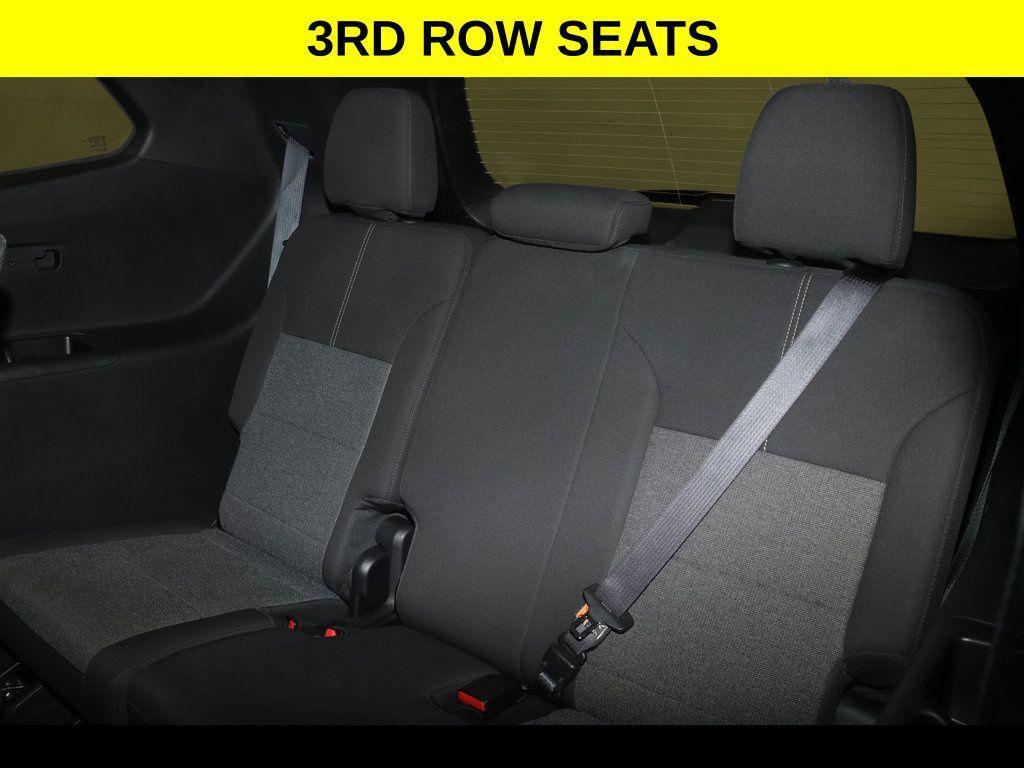 used 2025 GMC Acadia car, priced at $33,225