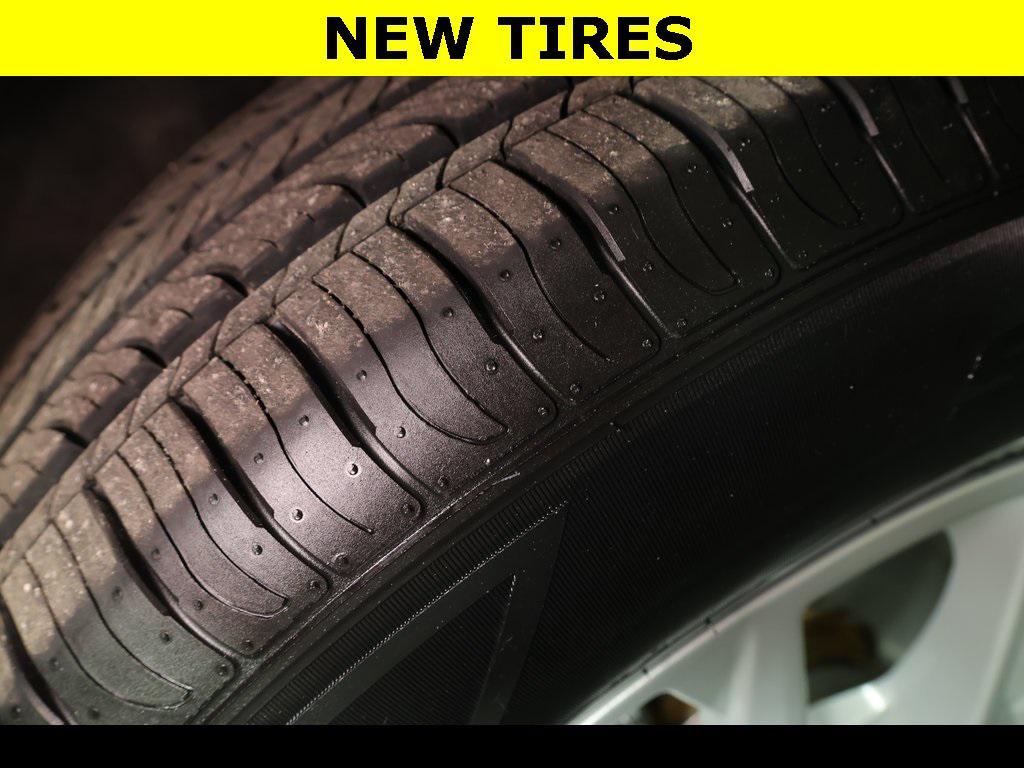 used 2022 Chevrolet Equinox car, priced at $17,788