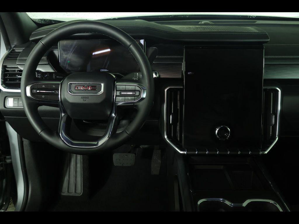 used 2025 GMC Acadia car, priced at $34,989