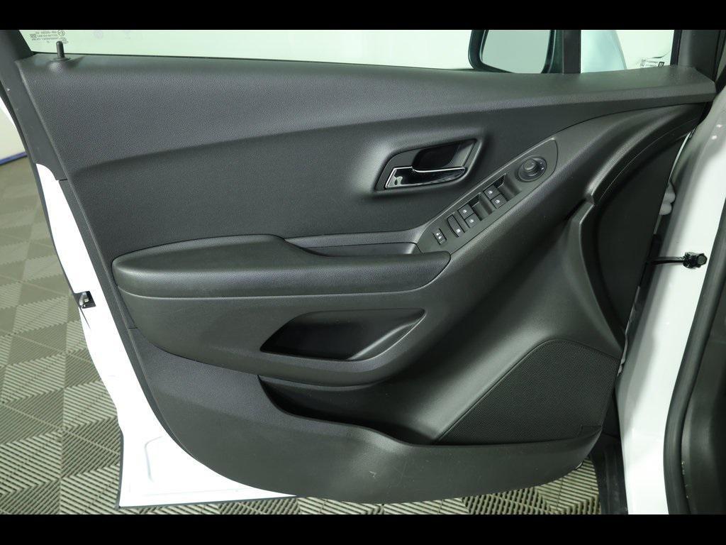 used 2022 Chevrolet Trax car, priced at $17,289