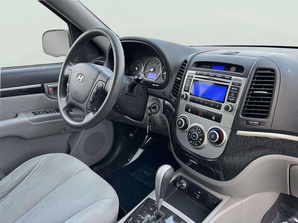 used 2009 Hyundai Santa Fe car, priced at $6,999