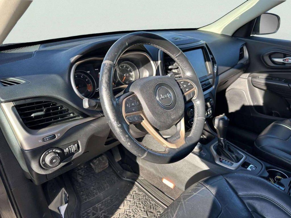 used 2015 Jeep Cherokee car, priced at $7,999