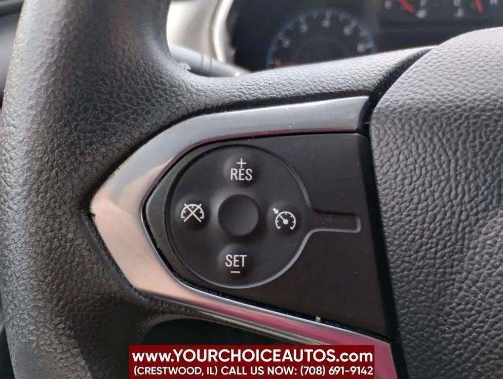 used 2021 Chevrolet Traverse car, priced at $13,999