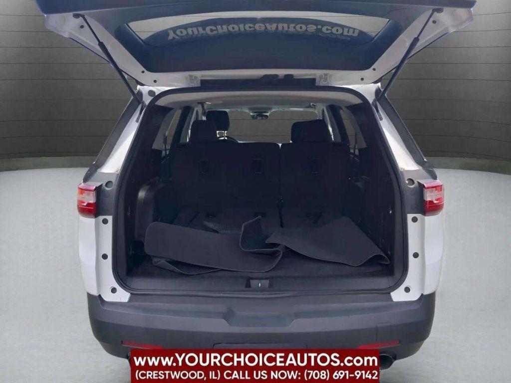 used 2021 Chevrolet Traverse car, priced at $13,999