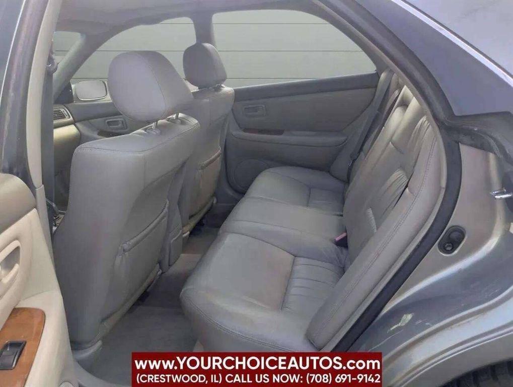 used 2000 Lexus ES 300 car, priced at $4,299