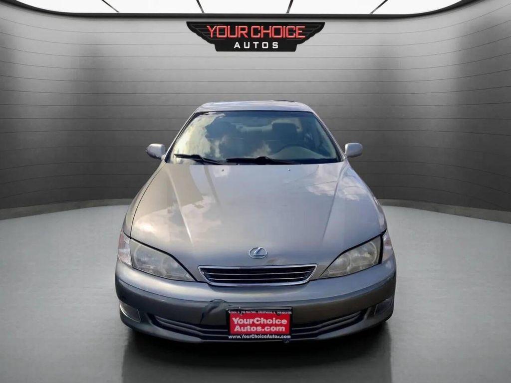 used 2000 Lexus ES 300 car, priced at $4,299