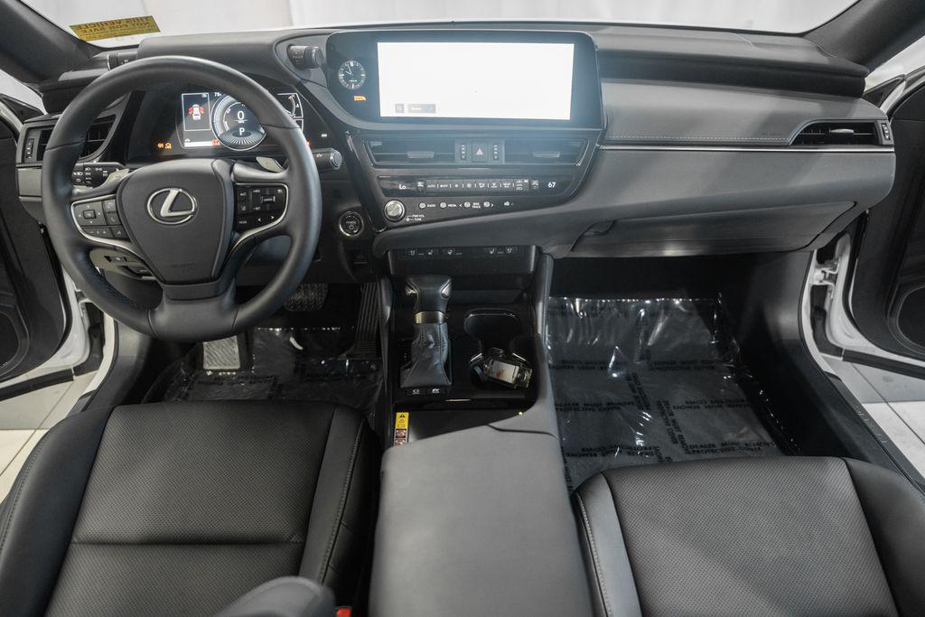 used 2025 Lexus ES 300h car, priced at $50,999