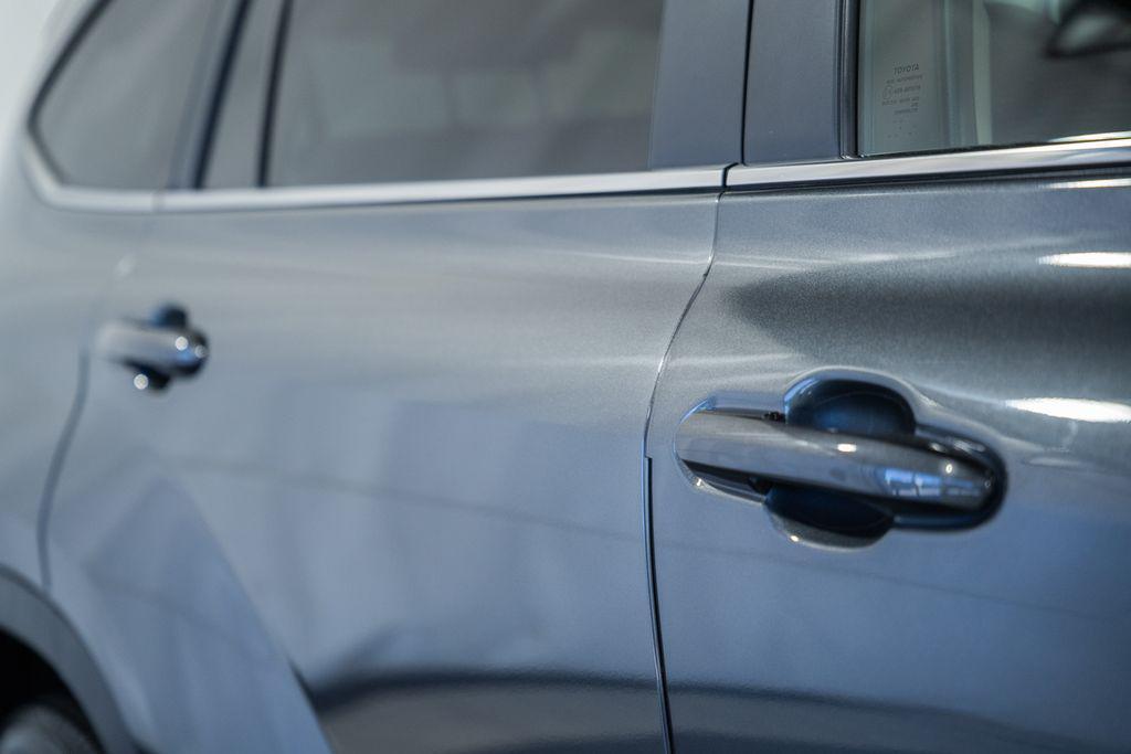 used 2023 Toyota Highlander car, priced at $40,499