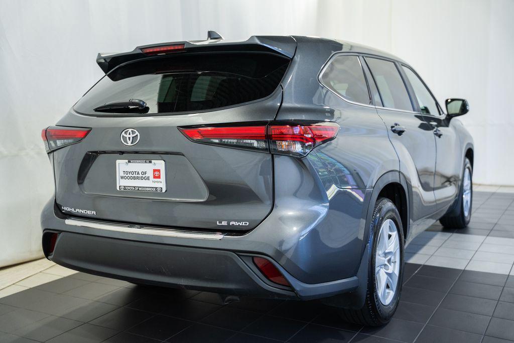 used 2023 Toyota Highlander car, priced at $40,499