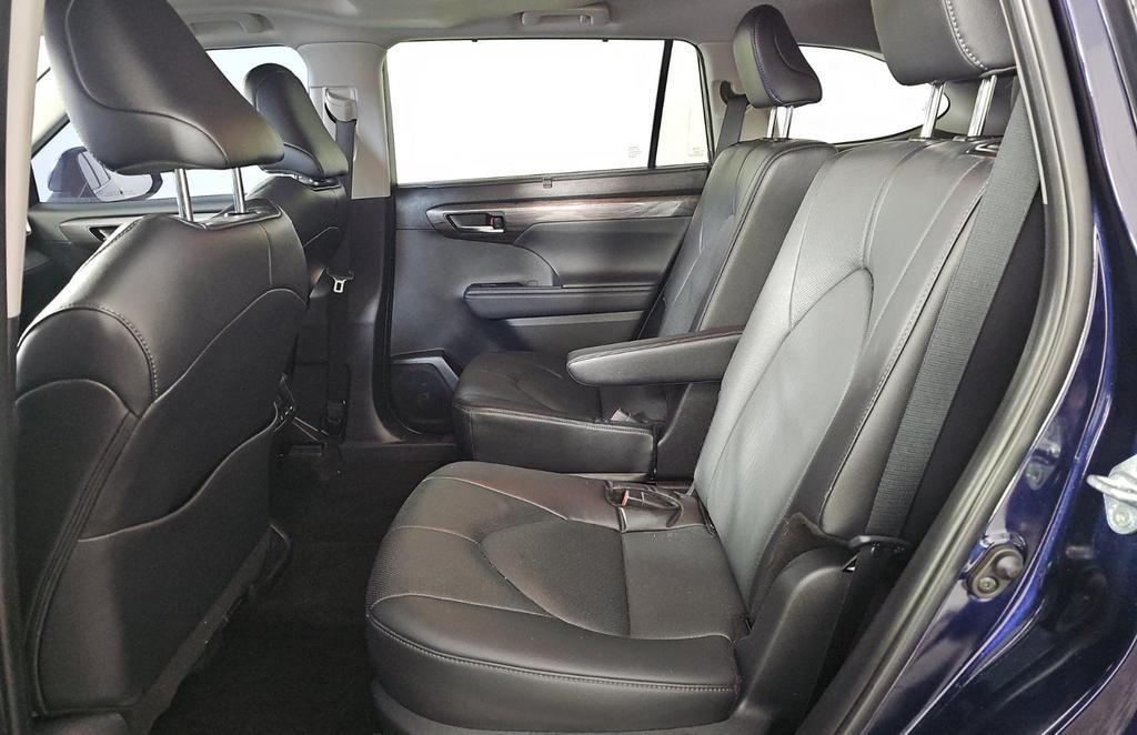 used 2024 Toyota Highlander car, priced at $47,499
