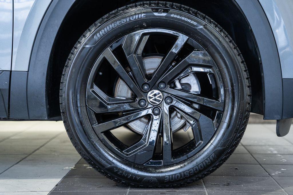 used 2022 Volkswagen Atlas car, priced at $23,000