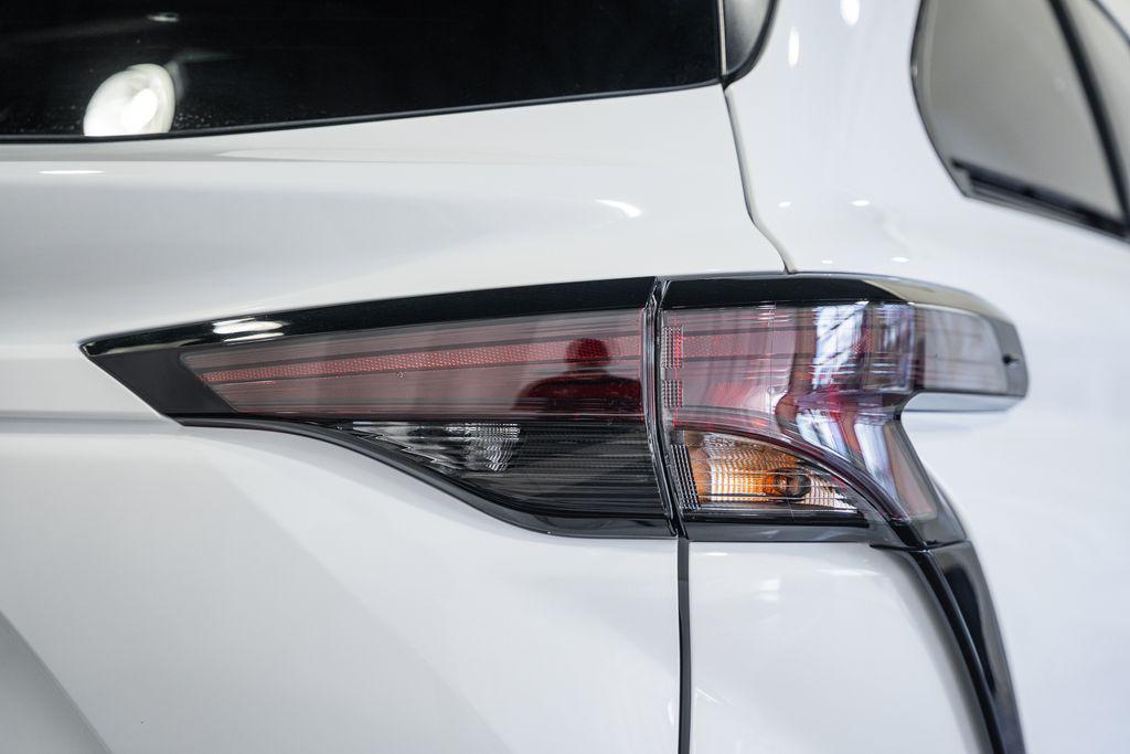 new 2026 Toyota Sienna car, priced at $54,110