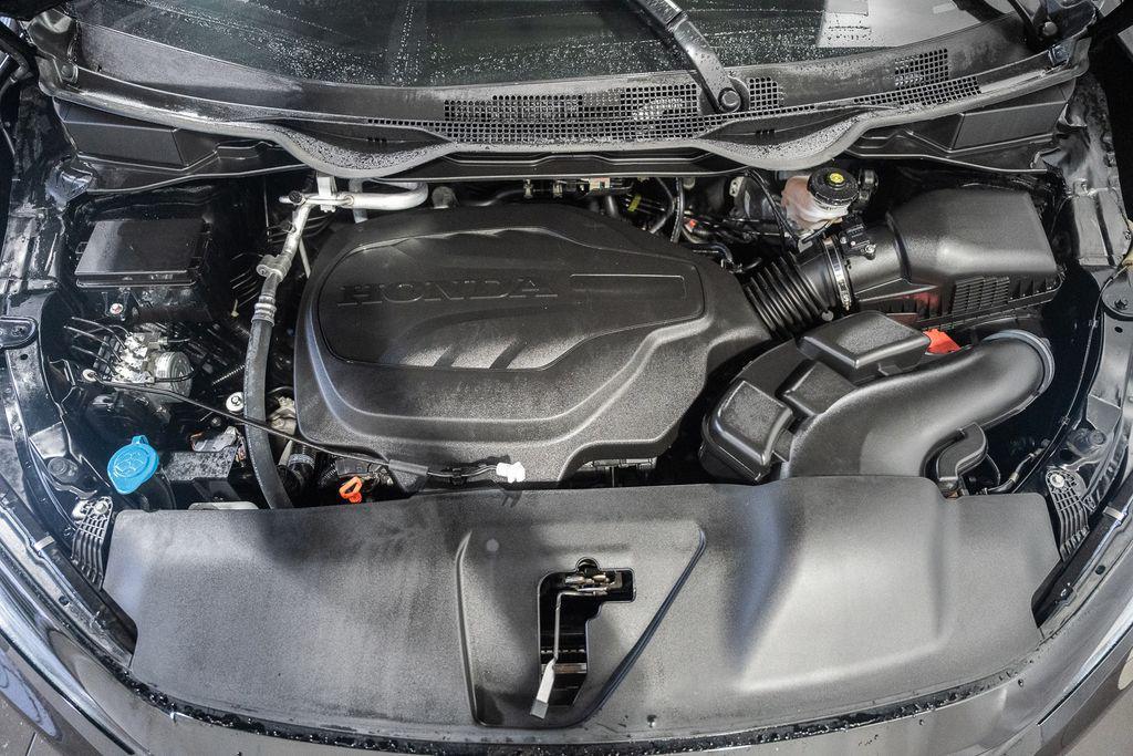 used 2024 Honda Odyssey car, priced at $34,499
