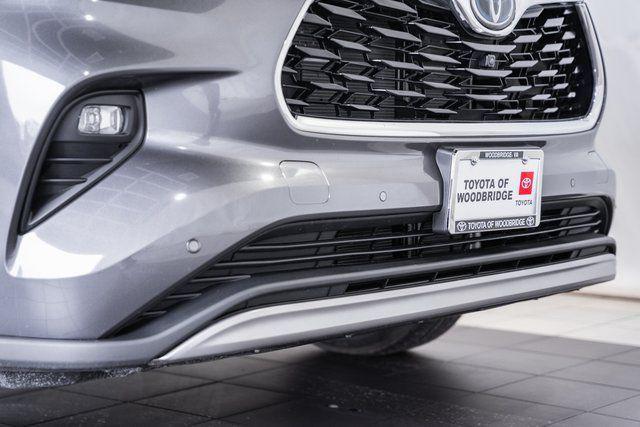 used 2024 Toyota Highlander Hybrid car, priced at $50,500