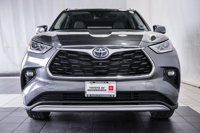 used 2024 Toyota Highlander Hybrid car, priced at $50,500