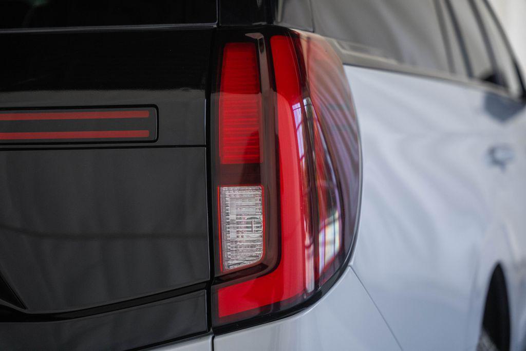 used 2025 Ford Expedition car, priced at $73,000