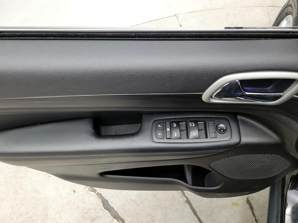 used 2021 Jeep Grand Cherokee car, priced at $25,998