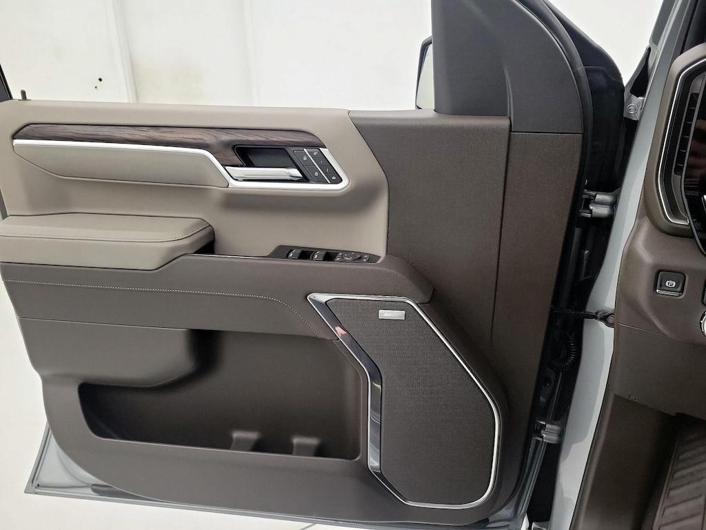 used 2025 GMC Sierra 1500 car, priced at $53,998