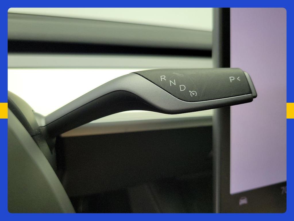 Tesla Model Y view 21
