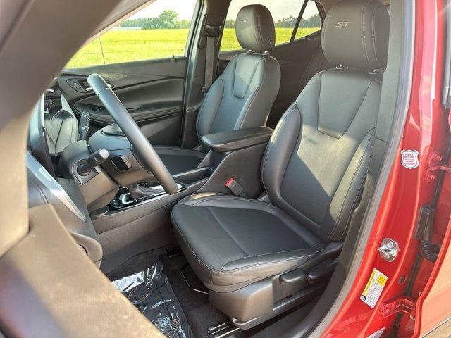 used 2024 Buick Encore GX car, priced at $25,995