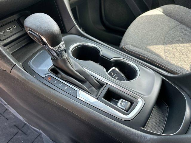 used 2023 Chevrolet Equinox car, priced at $25,995