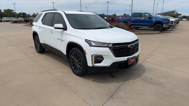used 2023 Chevrolet Traverse car, priced at $32,995