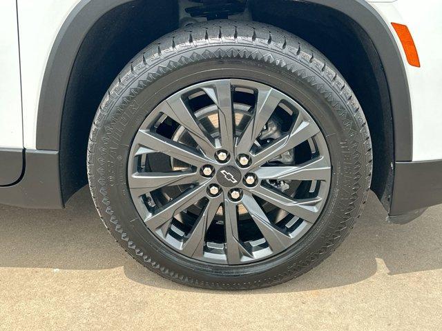 used 2023 Chevrolet Traverse car, priced at $32,995