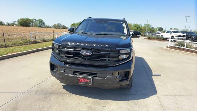 used 2025 Ford Expedition car, priced at $61,995
