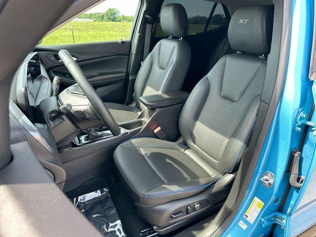 used 2025 Buick Encore GX car, priced at $28,995