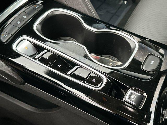 used 2023 Buick Envision car, priced at $24,500