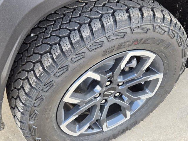 new 2026 Chevrolet Equinox car, priced at $38,989