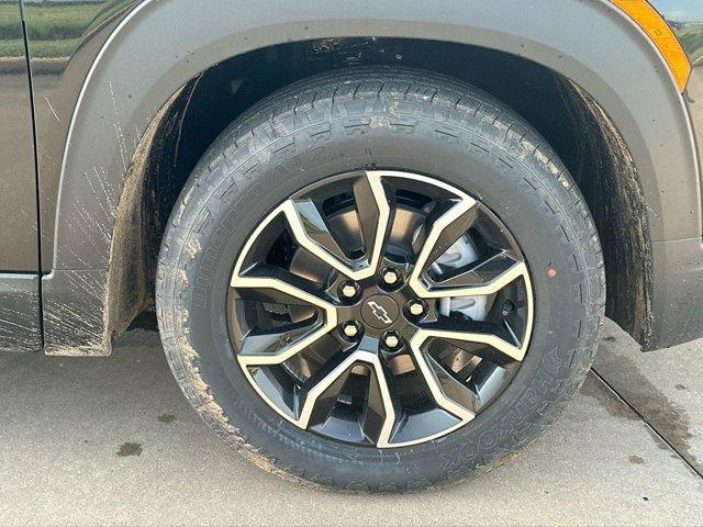new 2025 Chevrolet TrailBlazer car, priced at $27,995